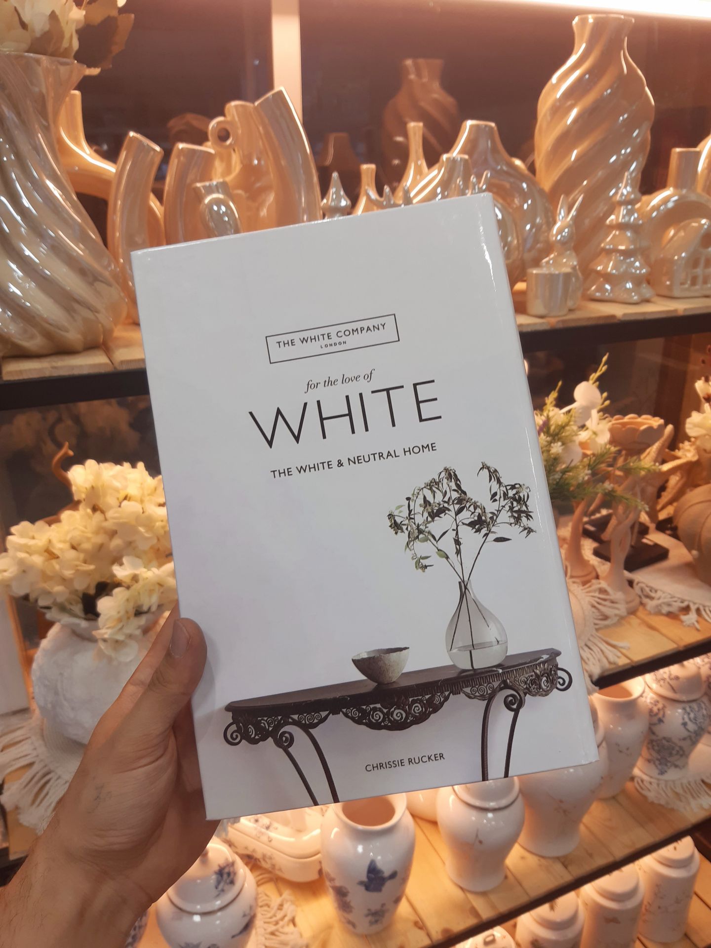کتاب دکوراتیو باکسی مقوایی طرح [WHITE] | باکس دکوری بازشو مخصوص اکسسوری و دکوراسیون منزل