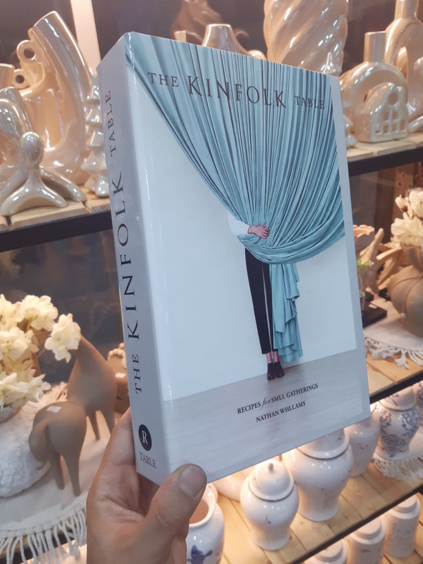 کتاب دکوراتیو باکسی مقوایی طرح KINFOLK | باکس دکوری بازشو مخصوص اکسسوری و دکوراسیون منزل