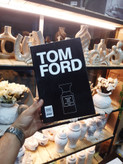 کتاب دکوراتیو باکسی مقوایی طرح TOM FORD | باکس دکوری بازشو مخصوص اکسسوری و دکوراسیون منزل